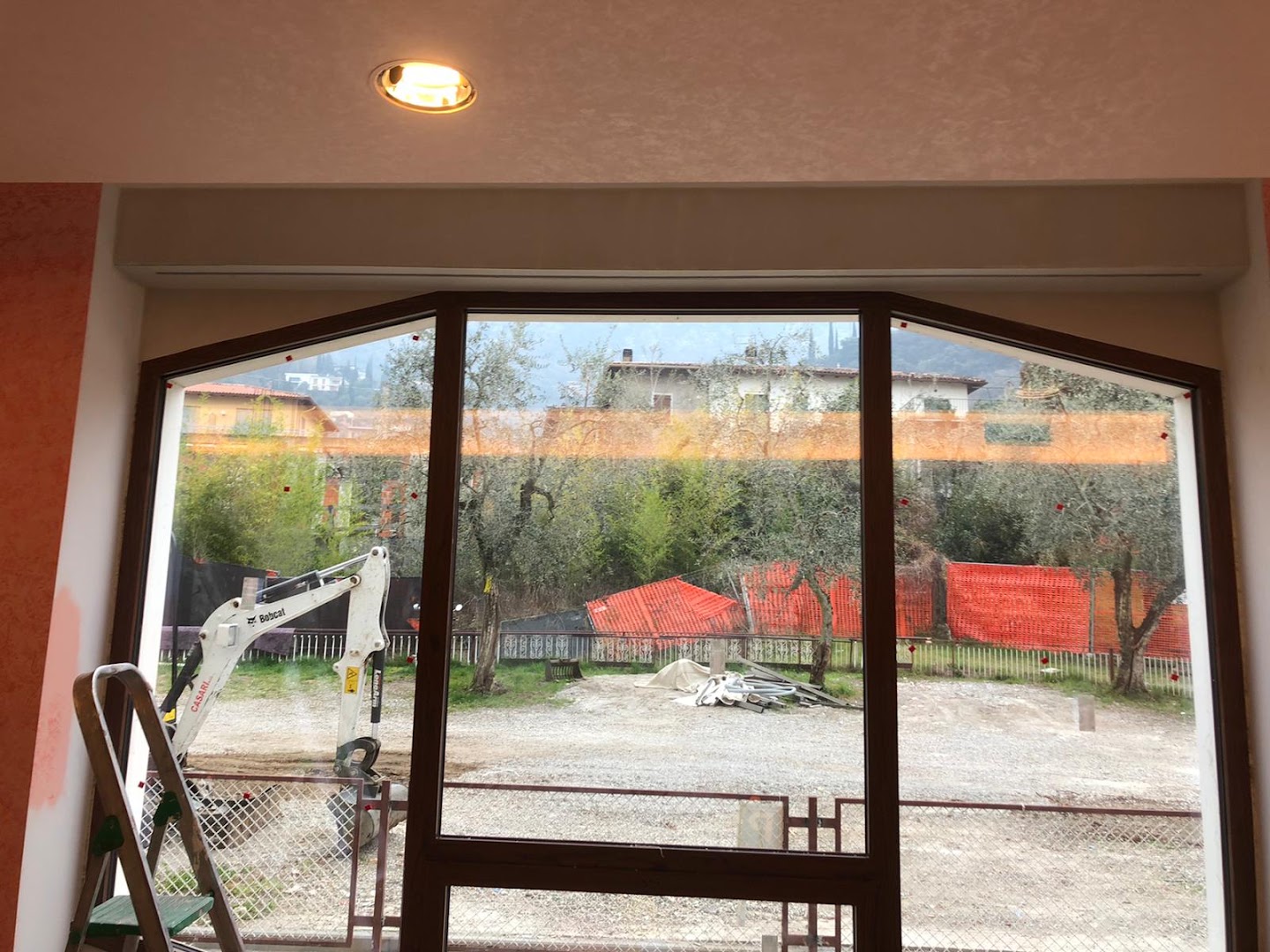Alb Color — Foto 1